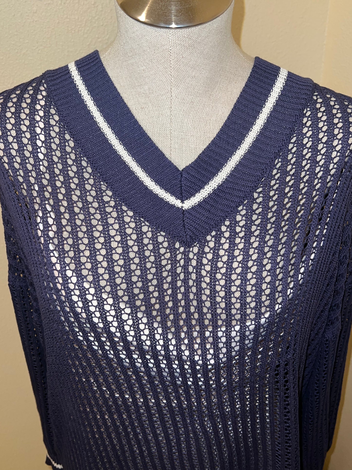 Navy Knitted a neck Top