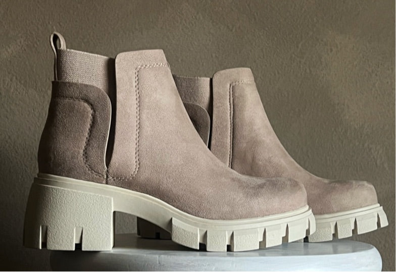 Chelsea Ankle Boots
