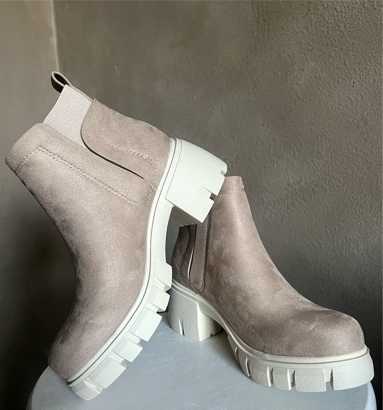 Chelsea Ankle Boots
