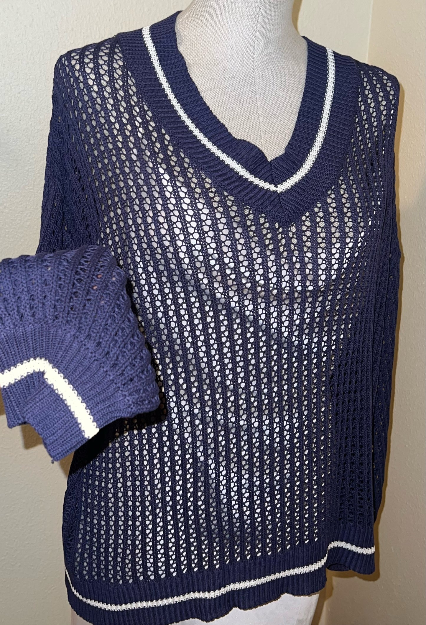 Navy Knitted a neck Top